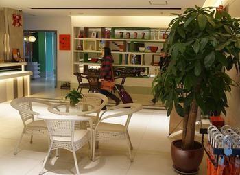 Motel 168 Shanghai Pudong Huinan Metro Station Tesco 외부 사진